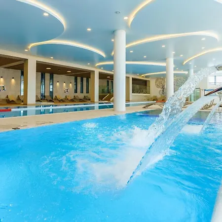 Polanki Aqua Nielimitowany Dostep Do Basenow Miejsce Postojowe Gratis * Kolobrzeg
